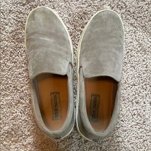 Steve Madden suede grey slip ons